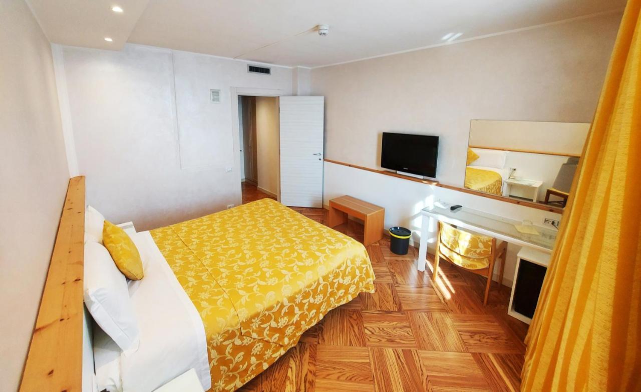 Hotel Posta 77 San Giorgio In Bosco Dış mekan fotoğraf