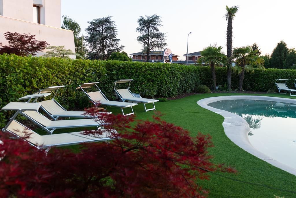 Hotel Posta 77 San Giorgio In Bosco Dış mekan fotoğraf
