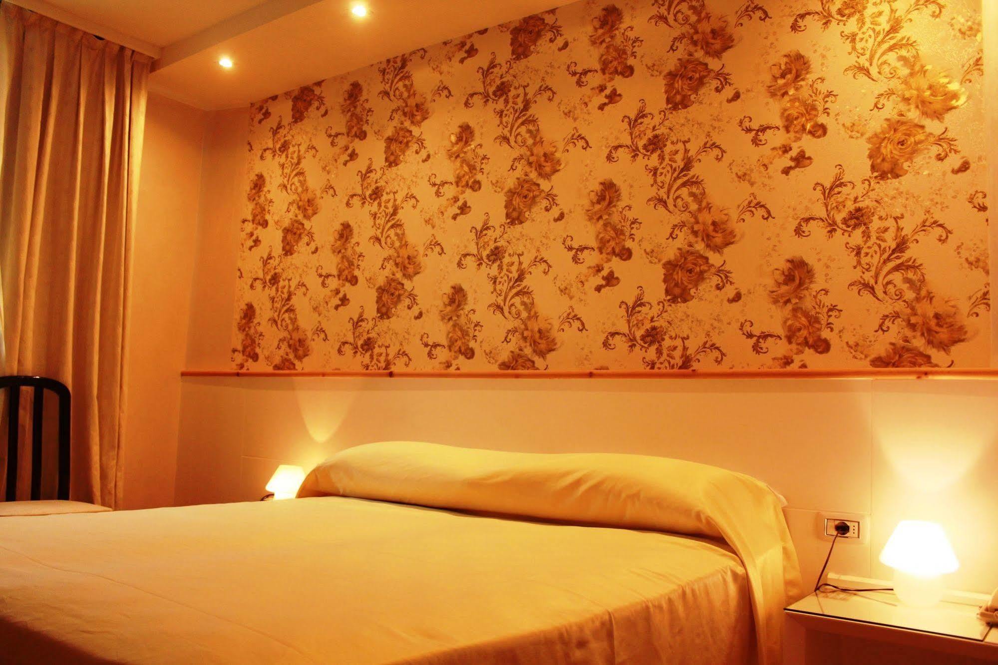 Hotel Posta 77 San Giorgio In Bosco Dış mekan fotoğraf